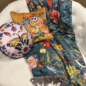 Anthropologie Multicolor Floral and Animal Throw Set